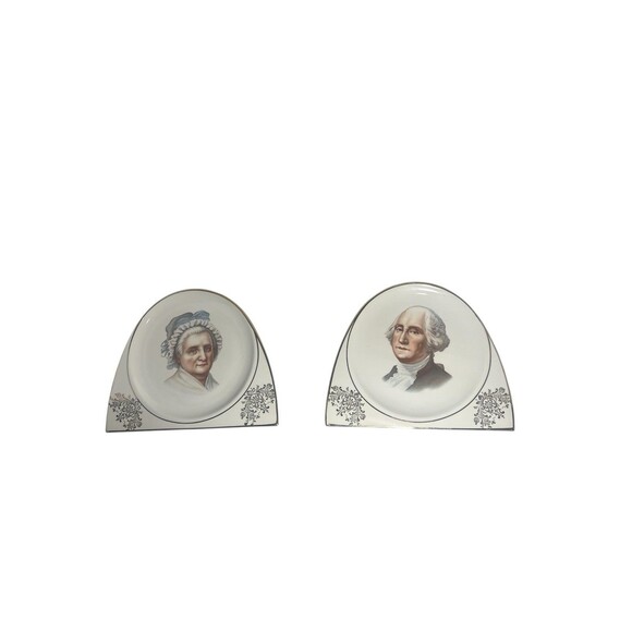 George & Martha Washington Commemorative Portrait Plates w/22 Carat Gold Accents - Picture 5 of 12